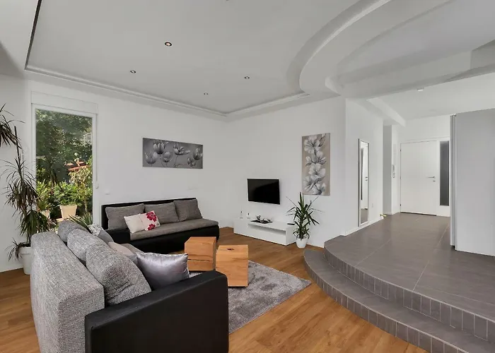 Mili Exclusive * Brela