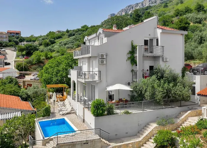 Mili Exclusive Брела